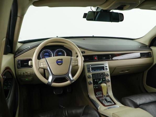 Volvo XC70 II с пробегом 2010 года, цена 1 357 077 рублей, 261562 км, универсал, Автокод Объявления