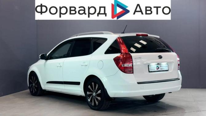 Kia Ceed I Рестайлинг с пробегом 2011 года, цена 675 000 рублей, 211563 км, универсал, Автокод Объявления