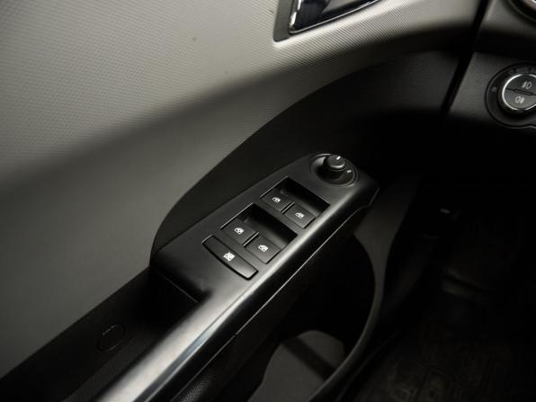 Chevrolet Aveo II с пробегом 2013 года, цена 548 000 рублей, 220133 км, седан, Автокод Объявления