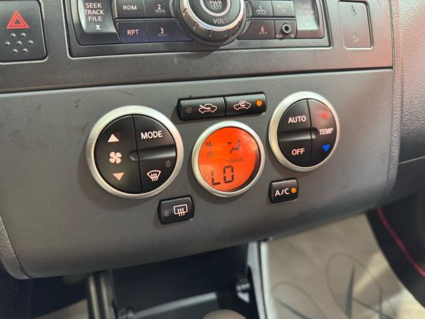 Nissan Tiida I Рестайлинг с пробегом 2010 года, цена 789 000 рублей, 238700 км, хэтчбек, Автокод Объявления