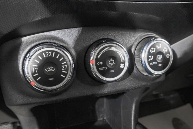 Mitsubishi Outlander II Рестайлинг с пробегом 2012 года, цена 919 000 рублей, 280000 км, внедорожник, Автокод Объявления