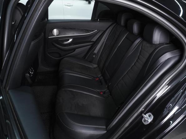 Mercedes-Benz E-Класс V (W213 S213 C238) с пробегом 2018 года, цена 3 390 000 рублей, 136570 км, седан, Автокод Объявления