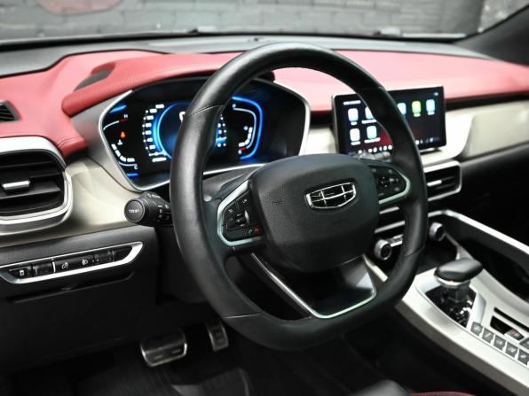 Geely Coolray I с пробегом 2023 года, цена 1 940 000 рублей, 47084 км, внедорожник, Автокод Объявления