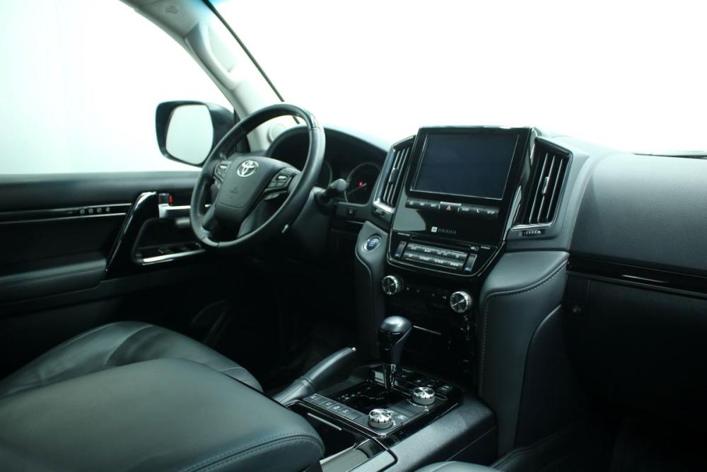 Toyota Land Cruiser 200 Series Рестайлинг 2 Красноярск  - изображение 4