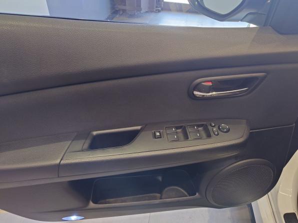 Mazda 6 II (GH) Рестайлинг с пробегом 2012 года, цена 1 000 000 рублей, 241000 км, седан, Автокод Объявления