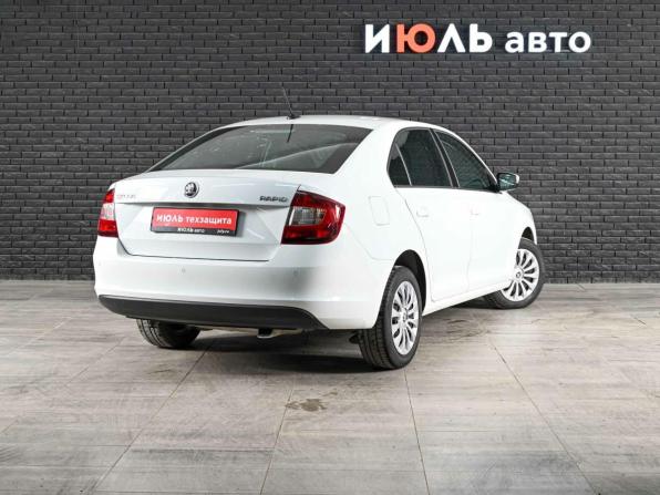Skoda Rapid I Рестайлинг с пробегом 2019 года, цена 1 390 000 рублей, 110771 км, лифтбек, Автокод Объявления