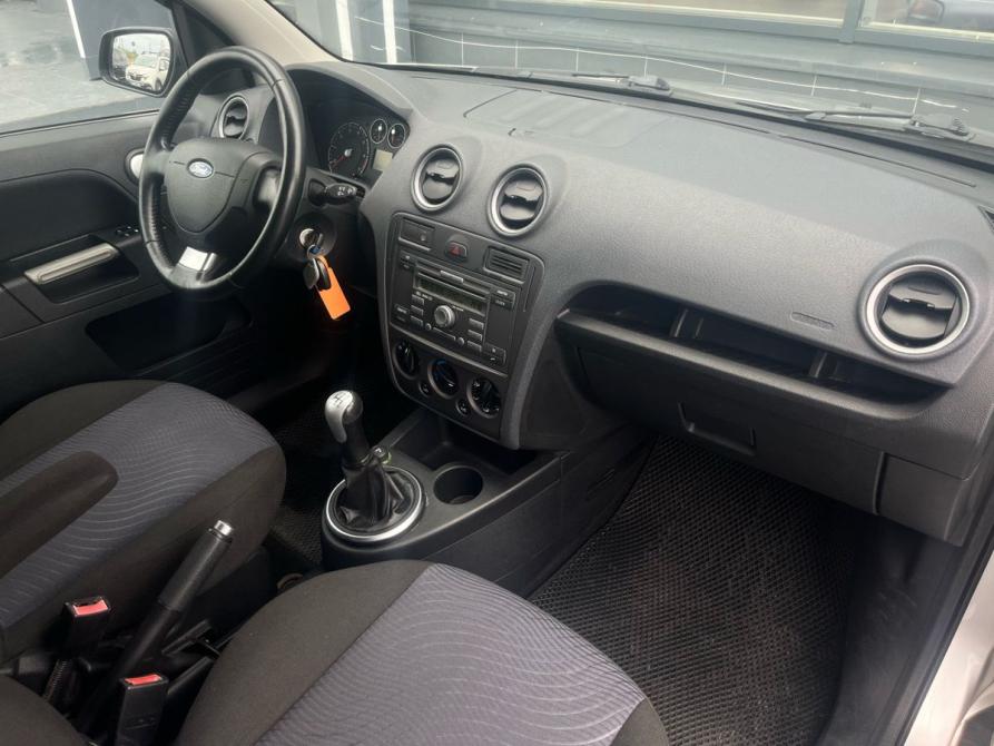Ford Fusion I Рестайлинг Санкт-Петербург  - изображение 8
