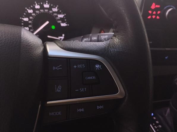Toyota Sienna IV с пробегом 2022 года, цена 4 700 000 рублей, 129439 км, минивэн, Автокод Объявления
