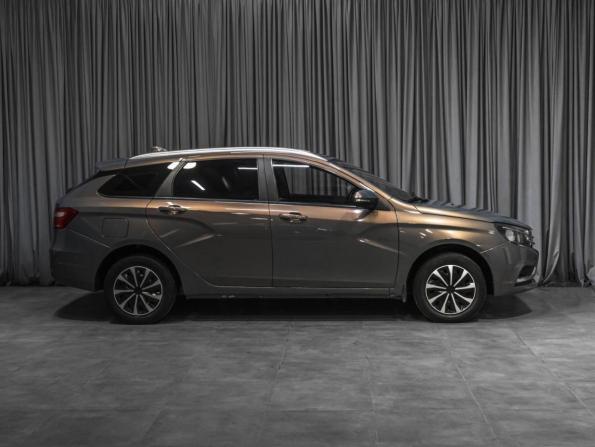 Lada (ВАЗ) Vesta I с пробегом 2020 года, цена 1 049 000 рублей, 101981 км, универсал, Автокод Объявления