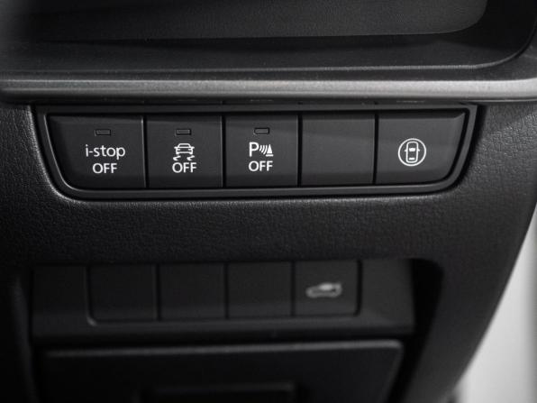 Mazda 3 IV (BP) с пробегом 2020 года, цена 1 630 000 рублей, 28900 км, седан, Автокод Объявления