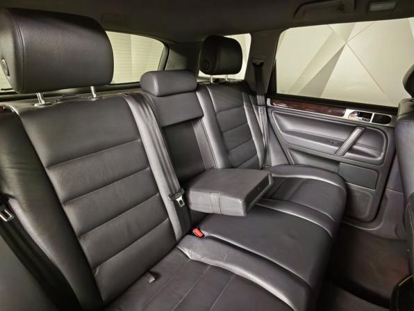 Volkswagen Touareg I Рестайлинг с пробегом 2008 года, цена 1 093 000 рублей, 282785 км, внедорожник, Автокод Объявления