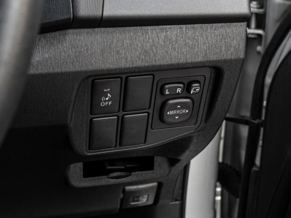 Toyota Prius III Рестайлинг (XW30) с пробегом 2012 года, цена 1 178 000 рублей, 90225 км, лифтбек, Автокод Объявления