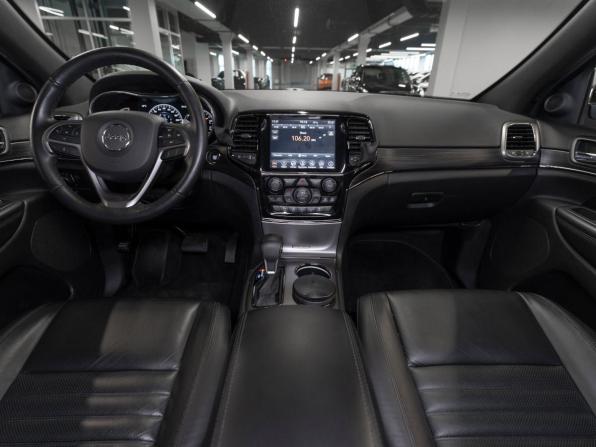 Jeep Grand Cherokee IV (WK2) Рестайлинг с пробегом 2019 года, цена 4 300 000 рублей, 95500 км, внедорожник, Автокод Объявления
