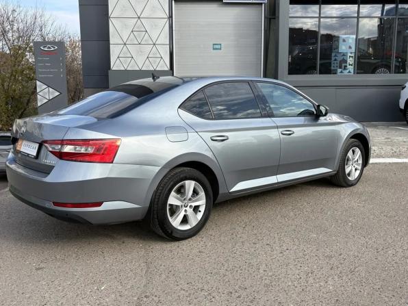 Skoda Superb III с пробегом 2018 года, цена 1 550 000 рублей, 241422 км, лифтбек, Автокод Объявления