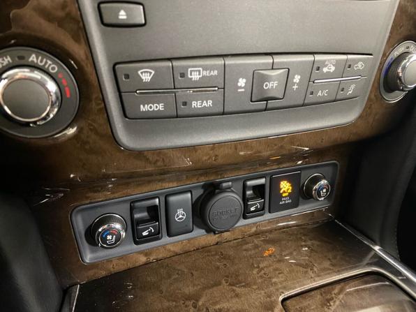 Infiniti QX56 II с пробегом 2011 года, цена 1 315 000 рублей, 292876 км, внедорожник, Автокод Объявления