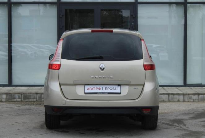 Renault Scenic III с пробегом 2009 года, цена 850 000 рублей, 223512 км, компактвэн, Автокод Объявления