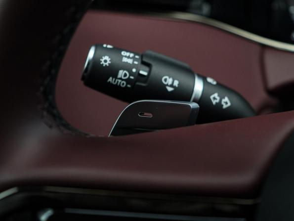 Land Rover Range Rover Evoque II Рестайлинг с пробегом 2024 года, цена 5 250 000 рублей, 17261 км, внедорожник, Автокод Объявления