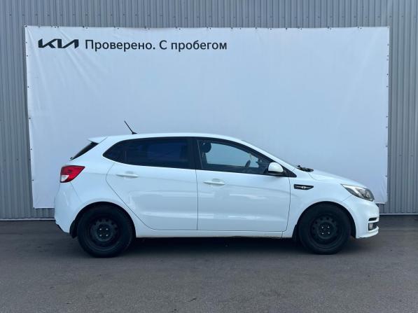 Kia Rio III Рестайлинг с пробегом 2015 года, цена 1 120 000 рублей, 135000 км, хэтчбек, Автокод Объявления