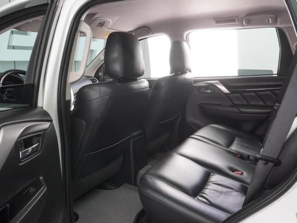 Mitsubishi Pajero Sport III с пробегом 2017 года, цена 3 180 000 рублей, 100414 км, внедорожник, Автокод Объявления