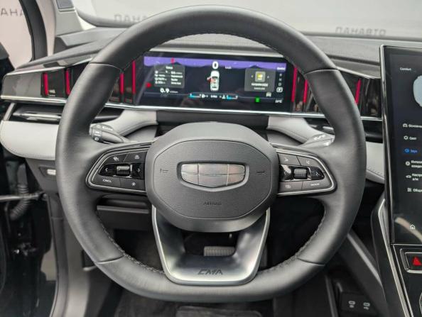 Geely Atlas II с пробегом 2025 года, цена 3 357 000 рублей, 7576 км, внедорожник, Автокод Объявления