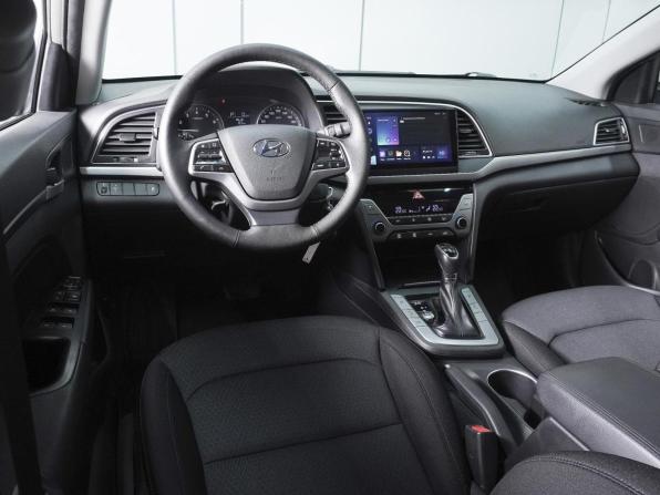 Hyundai Elantra VI (AD) с пробегом 2018 года, цена 1 190 000 рублей, 272815 км, седан, Автокод Объявления
