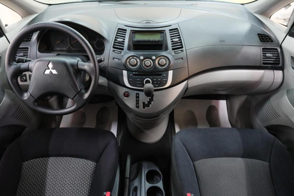 Mitsubishi Grandis I Омск  - изображение 13