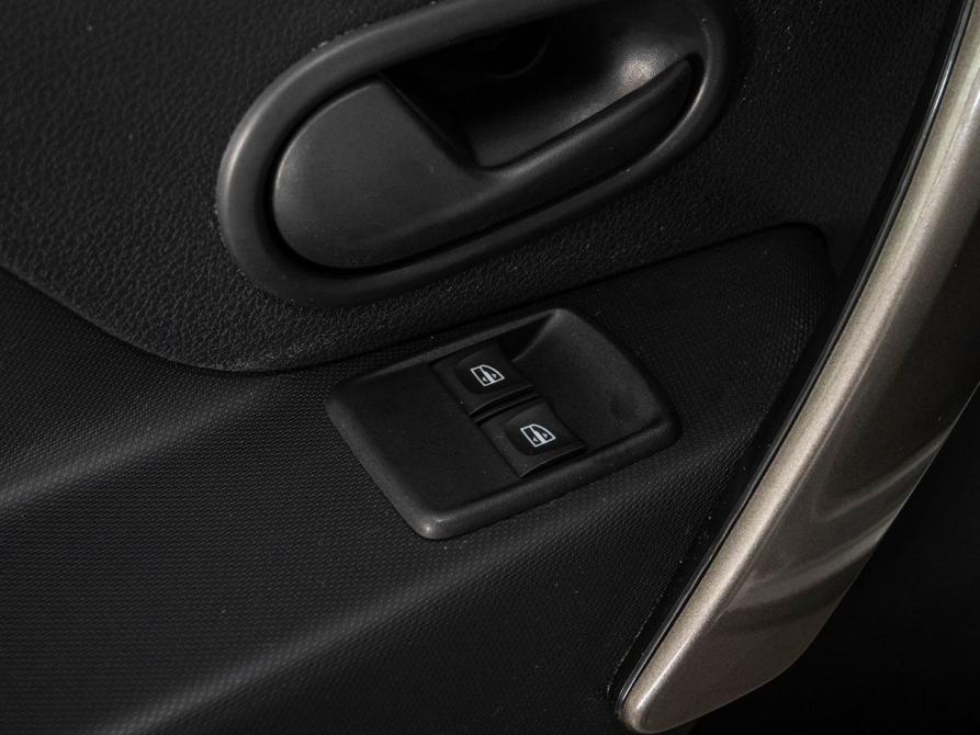 Renault Sandero II Рестайлинг Казань  - изображение 13