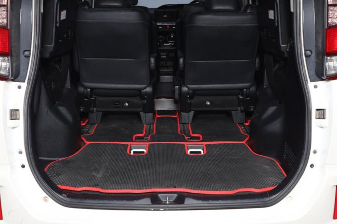 Toyota Esquire I с пробегом 2015 года, цена 2 149 000 рублей, 133007 км, минивэн, Автокод Объявления