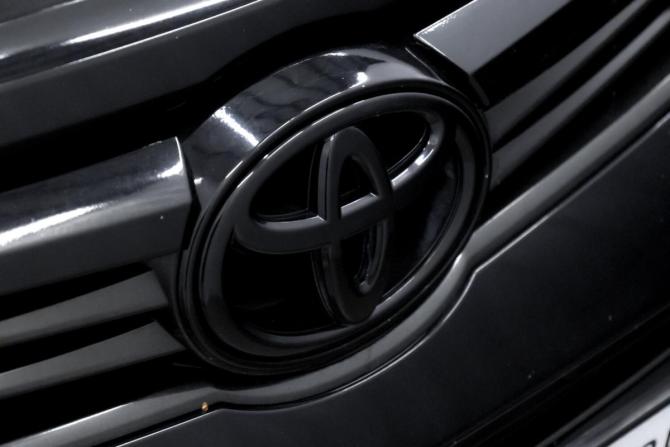 Toyota Camry VII (XV50) Рестайлинг с пробегом 2017 года, цена 1 799 000 рублей, 310592 км, седан, Автокод Объявления