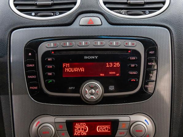 Ford Focus II Рестайлинг с пробегом 2009 года, цена 588 000 рублей, 222210 км, хэтчбек, Автокод Объявления