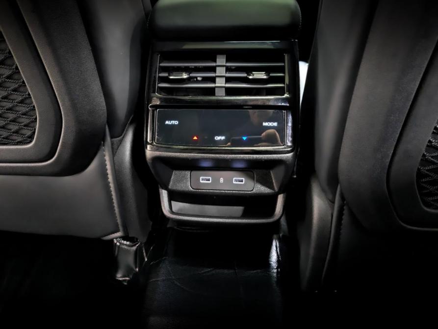 Geely Monjaro I Москва  - изображение 28