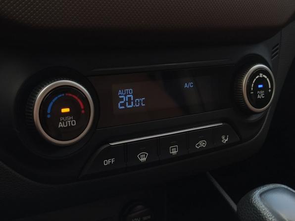 Hyundai Creta I Рестайлинг с пробегом 2021 года, цена 2 299 000 рублей, 59925 км, внедорожник, Автокод Объявления