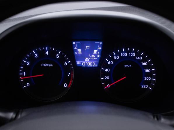 Hyundai Solaris I с пробегом 2013 года, цена 945 000 рублей, 137801 км, седан, Автокод Объявления