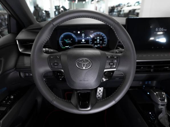 Toyota Camry IX (XV80) China Market с пробегом 2026 года, цена 4 400 000 рублей, 11 км, седан, Автокод Объявления