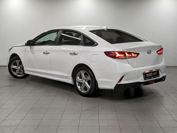 Hyundai Sonata VII (LF) Рестайлинг с пробегом 2018 года, цена 1 490 000 рублей, 170172 км, седан, Автокод Объявления