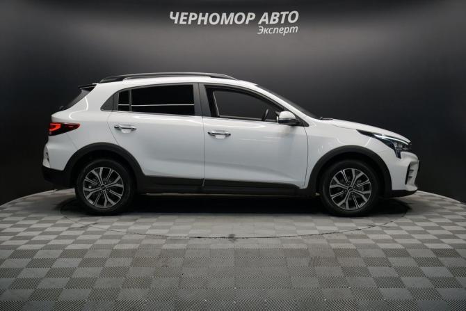 Kia Rio IV Рестайлинг с пробегом 2022 года, цена 1 990 000 рублей, 30000 км, хэтчбек, Автокод Объявления