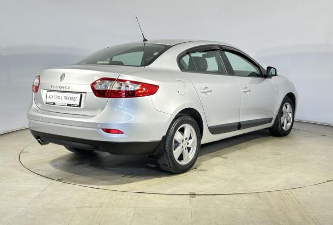 Renault Fluence I с пробегом 2011 года, цена 670 000 рублей, 147875 км, седан, Автокод Объявления
