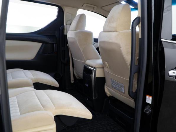 Toyota Vellfire II Рестайлинг с пробегом 2019 года, цена 4 098 999 рублей, 106830 км, минивэн, Автокод Объявления