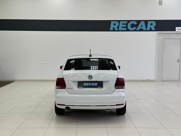 Volkswagen Polo V Рестайлинг с пробегом 2019 года, цена 1 390 000 рублей, 87974 км, седан, Автокод Объявления