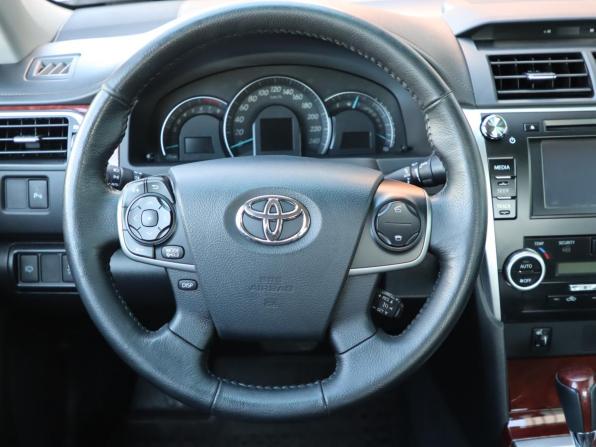 Toyota Camry VII (XV50) с пробегом 2013 года, цена 1 890 000 рублей, 122950 км, седан, Автокод Объявления