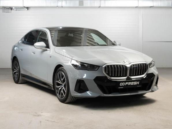 BMW 5 серии VIII (G60/G61/G68) с пробегом 2023 года, цена 6 837 000 рублей, 38765 км, седан, Автокод Объявления