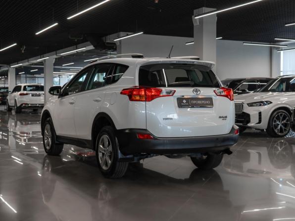 Toyota RAV4 IV (XA40) с пробегом 2015 года, цена 2 750 000 рублей, 19647 км, внедорожник, Автокод Объявления
