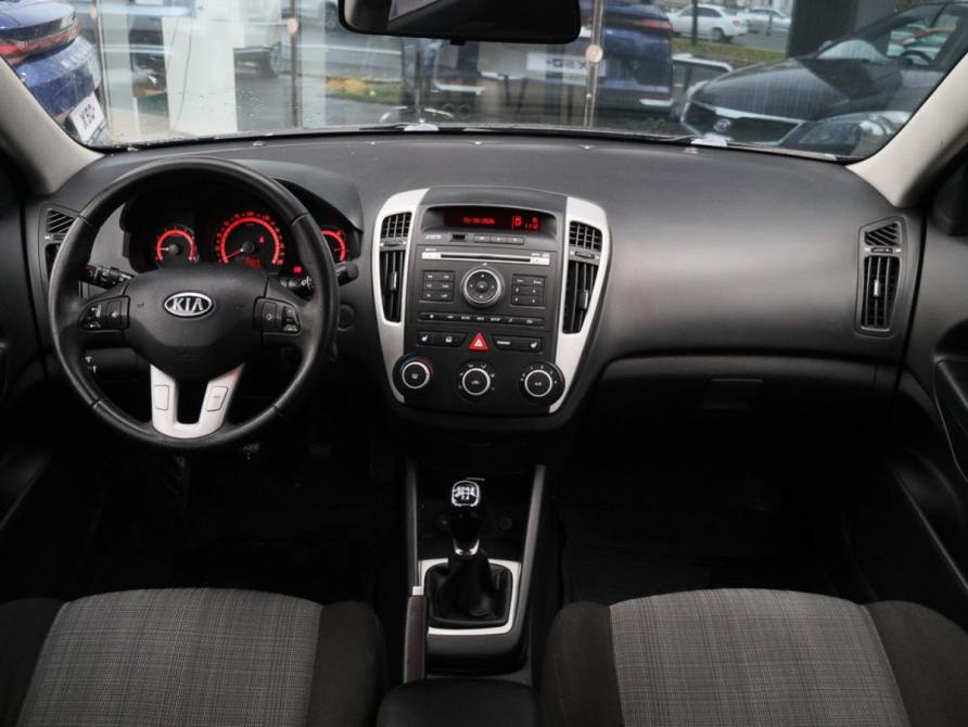 Kia Ceed I Рестайлинг Москва  - изображение 9
