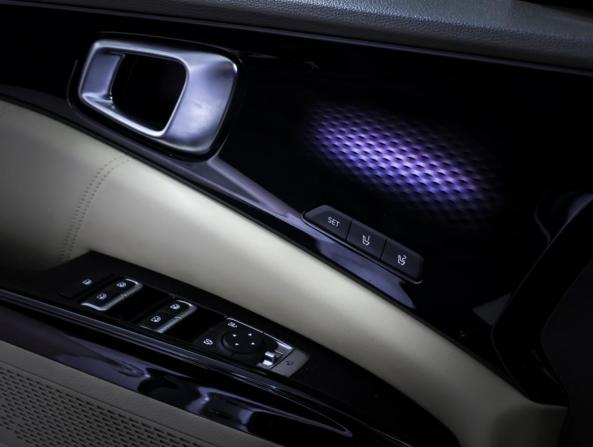 Kia Carnival IV с пробегом 2020 года, цена 4 095 000 рублей, 56001 км, минивэн, Автокод Объявления