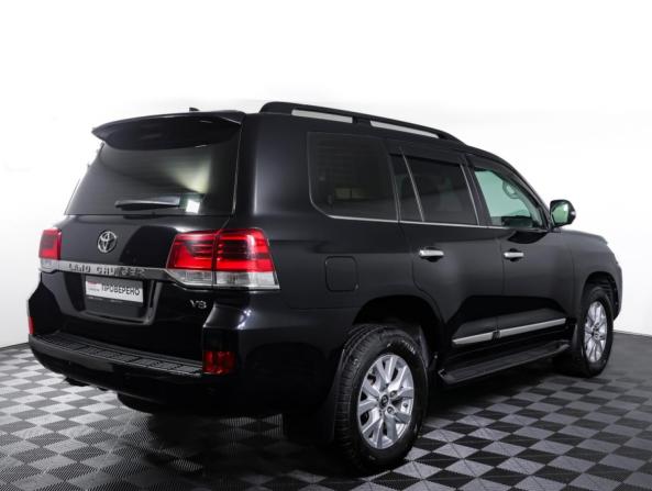 Toyota Land Cruiser 200 Series Рестайлинг 2 с пробегом 2015 года, цена 4 450 000 рублей, 239143 км, внедорожник, Автокод Объявления