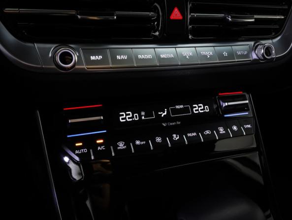 Kia Mohave I Рестайлинг 2 с пробегом 2022 года, цена 4 690 000 рублей, 48000 км, внедорожник, Автокод Объявления