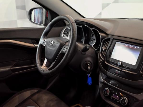 Lada (ВАЗ) Vesta I с пробегом 2015 года, цена 700 000 рублей, 187332 км, седан, Автокод Объявления