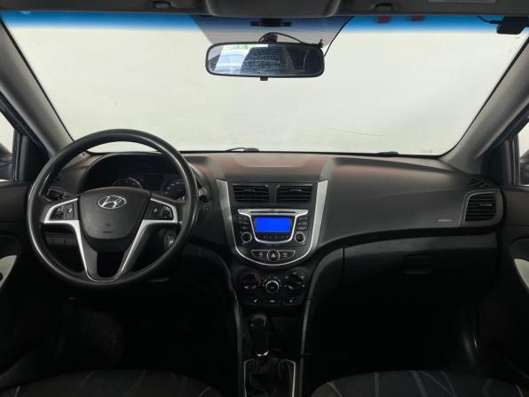 Hyundai Solaris I с пробегом 2013 года, цена 664 000 рублей, 228000 км, хэтчбек, Автокод Объявления