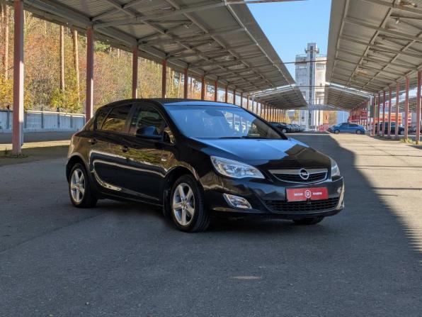 Opel Astra J с пробегом 2011 года, цена 599 900 рублей, 198000 км, хэтчбек, Автокод Объявления