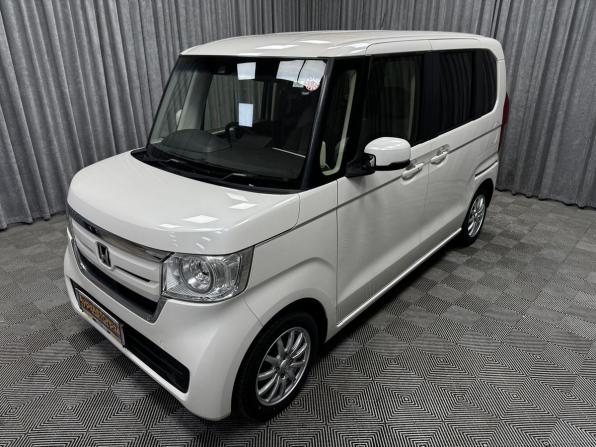 Honda N-BOX II с пробегом 2018 года, цена 900 000 рублей, 112217 км, микровэн, Автокод Объявления